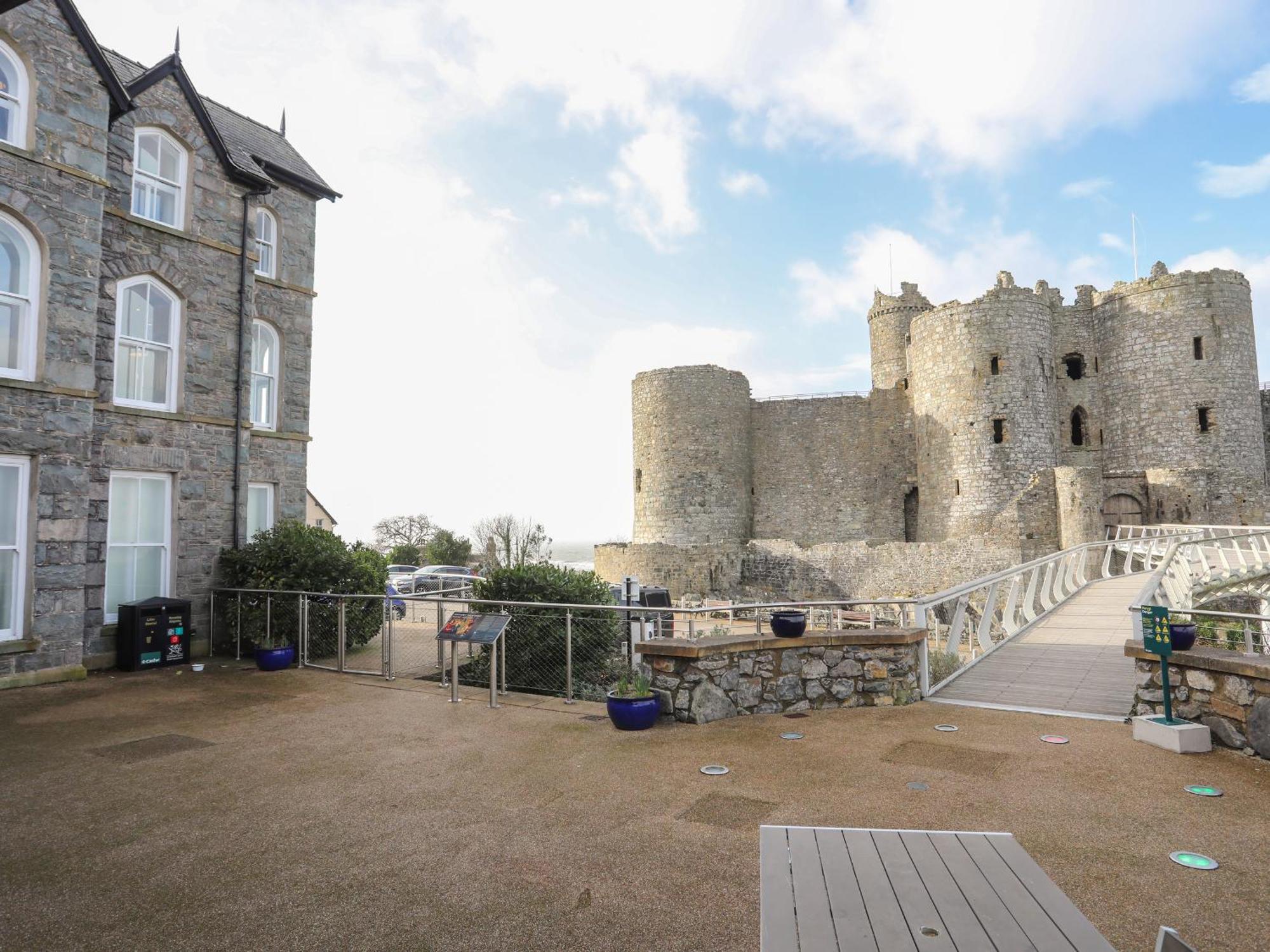 Harlech Apartments - Matholwch Eksteriør billede